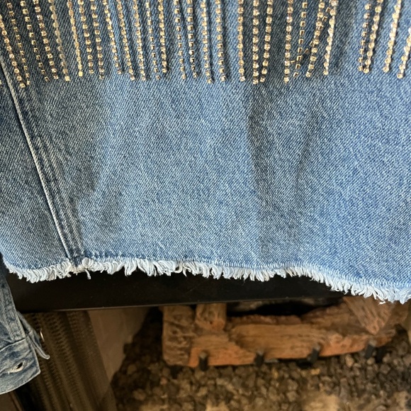 New Denim Jacket - Picture 4 of 6